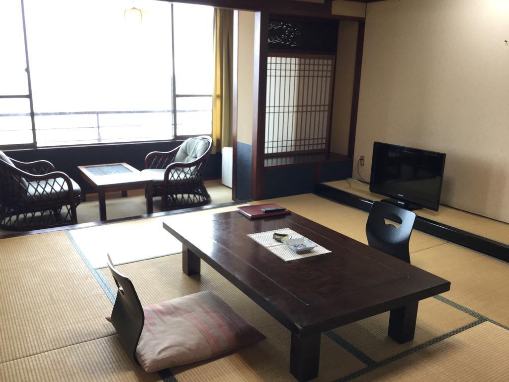 Utsumionsen Ichizu Hotel Aichi Ngoại thất bức ảnh